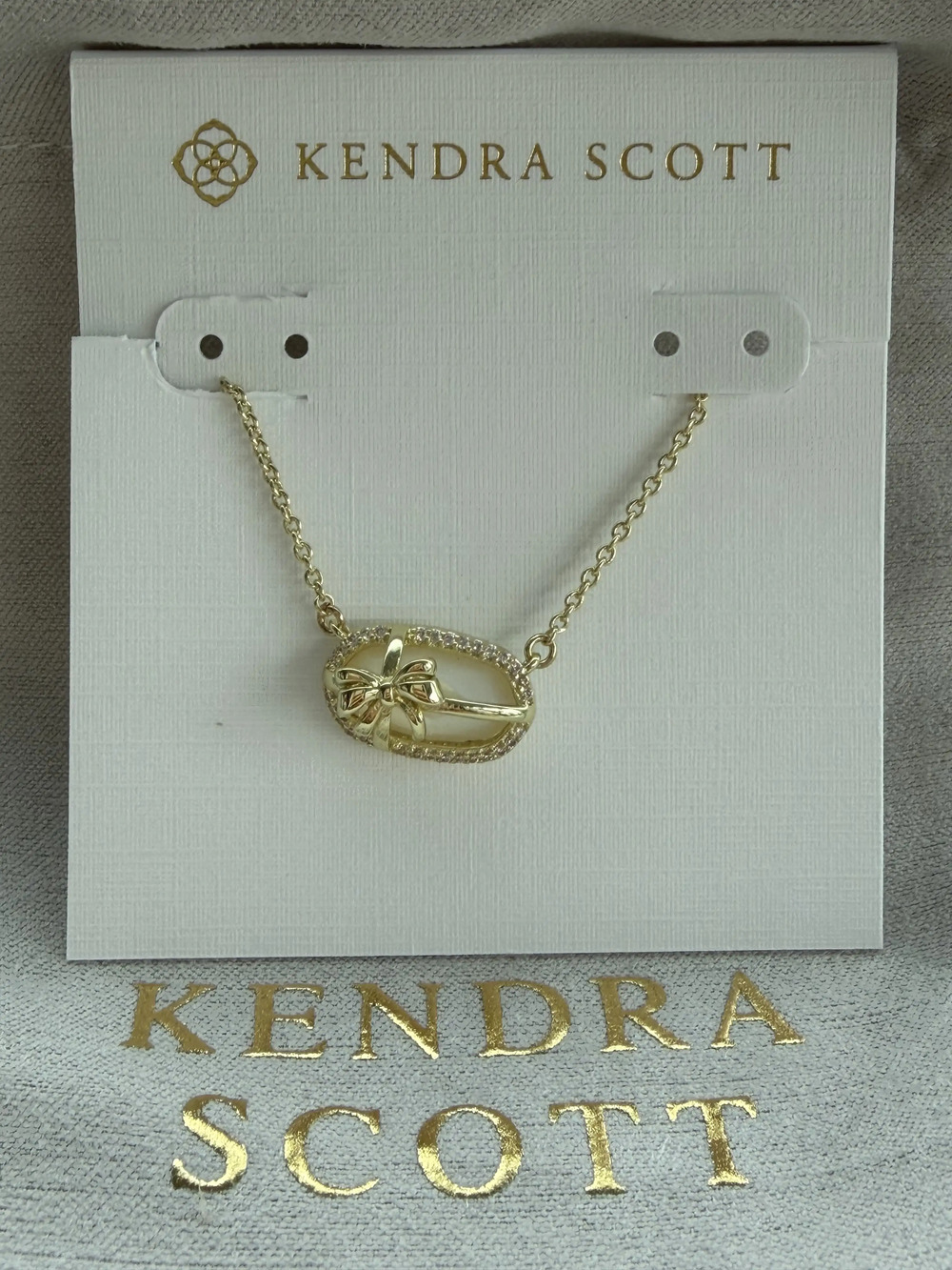 Kendra Scott Yellow Pendant Necklace
